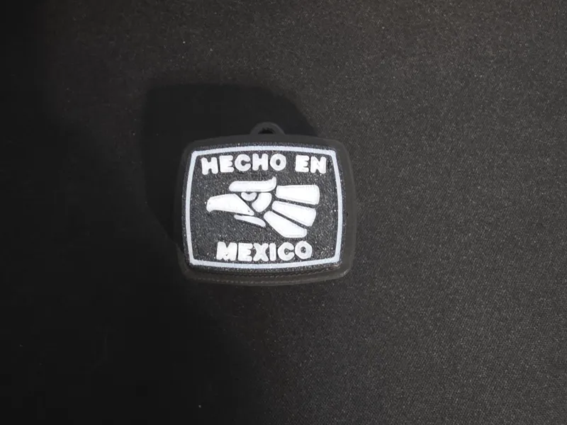 Hencho En Mexico Keychain Clickers