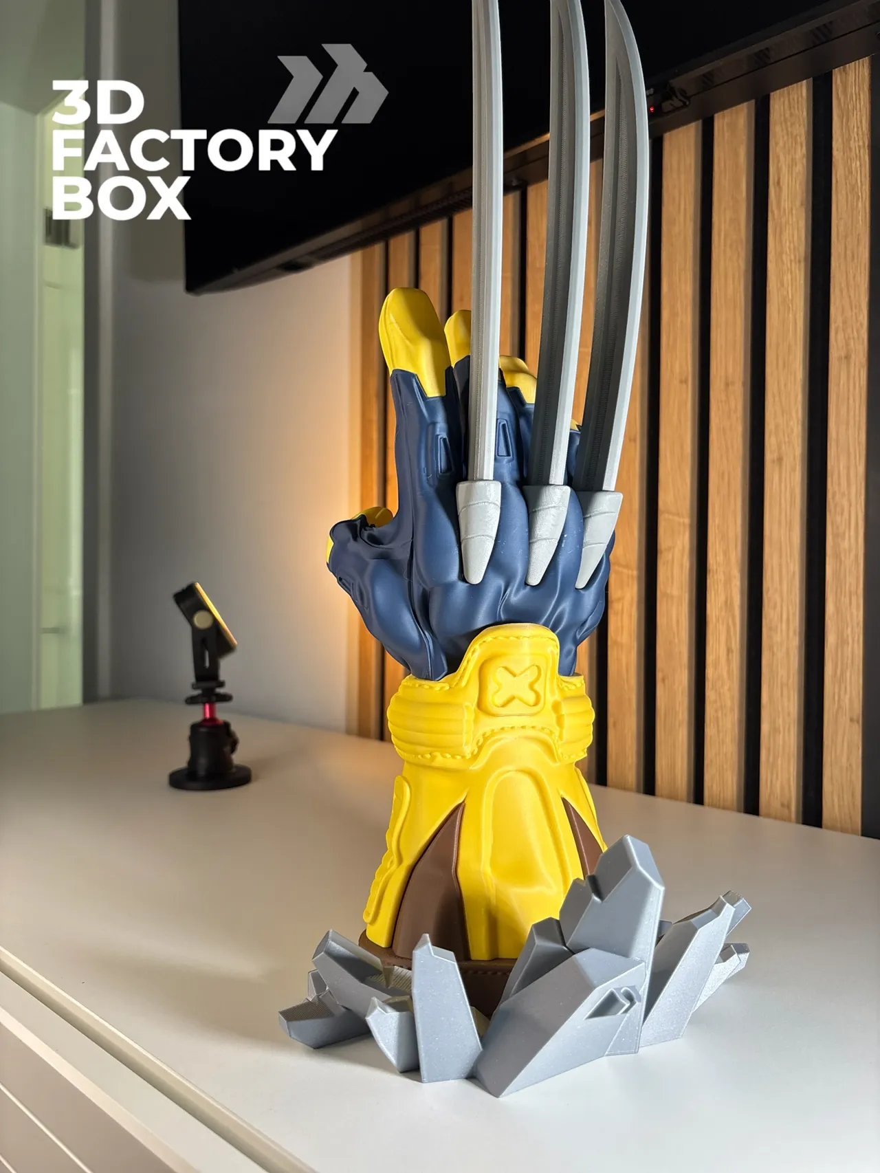 Universal Controller Stand - Inspired by Wolverine view 4