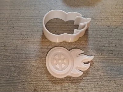 Standalone Flaming Wheel Cookie Cutter