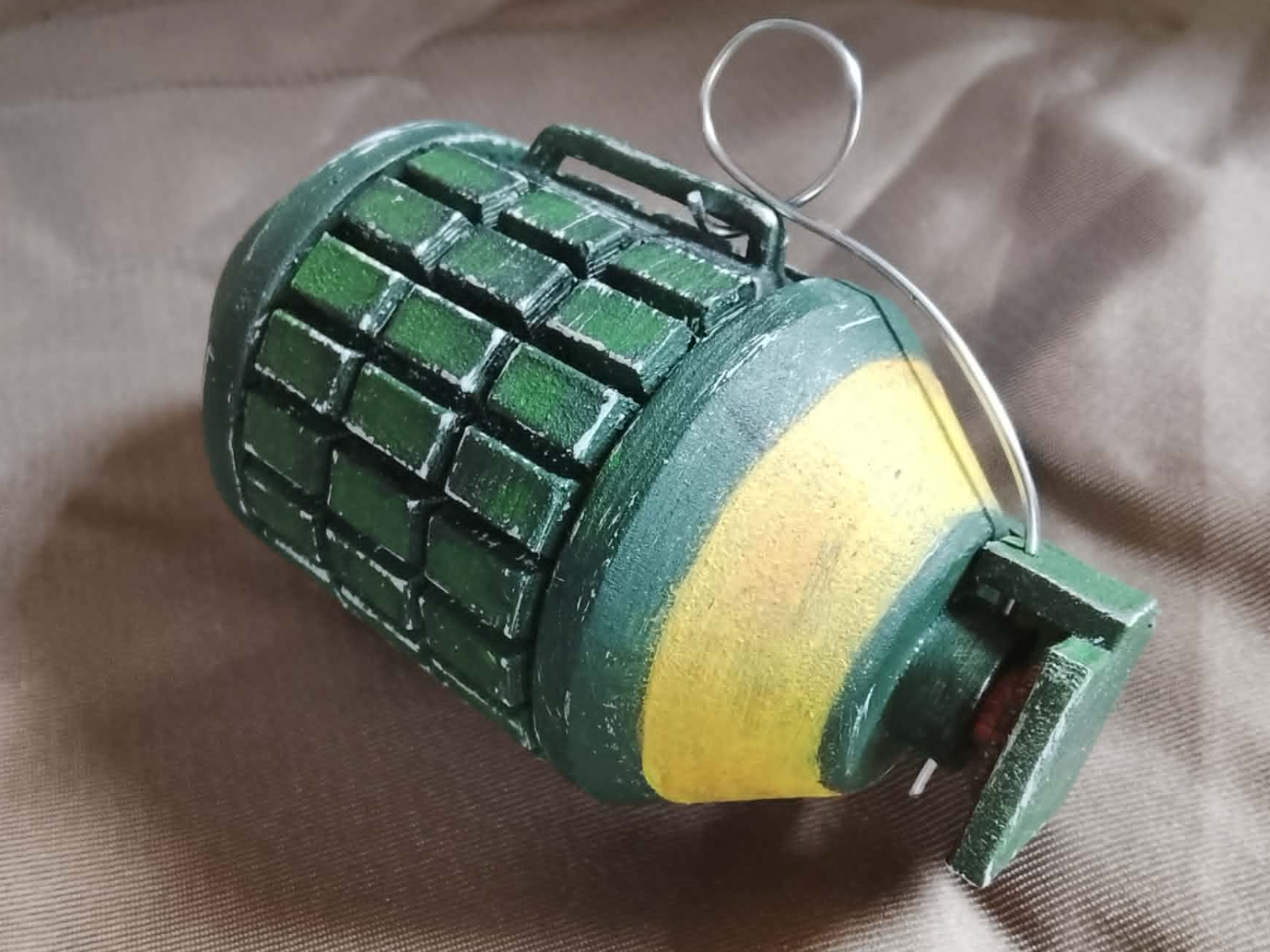 Fallout frag grenade (New Vegas, Fallout 3 model)