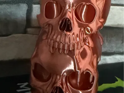 Melting Skull Pot