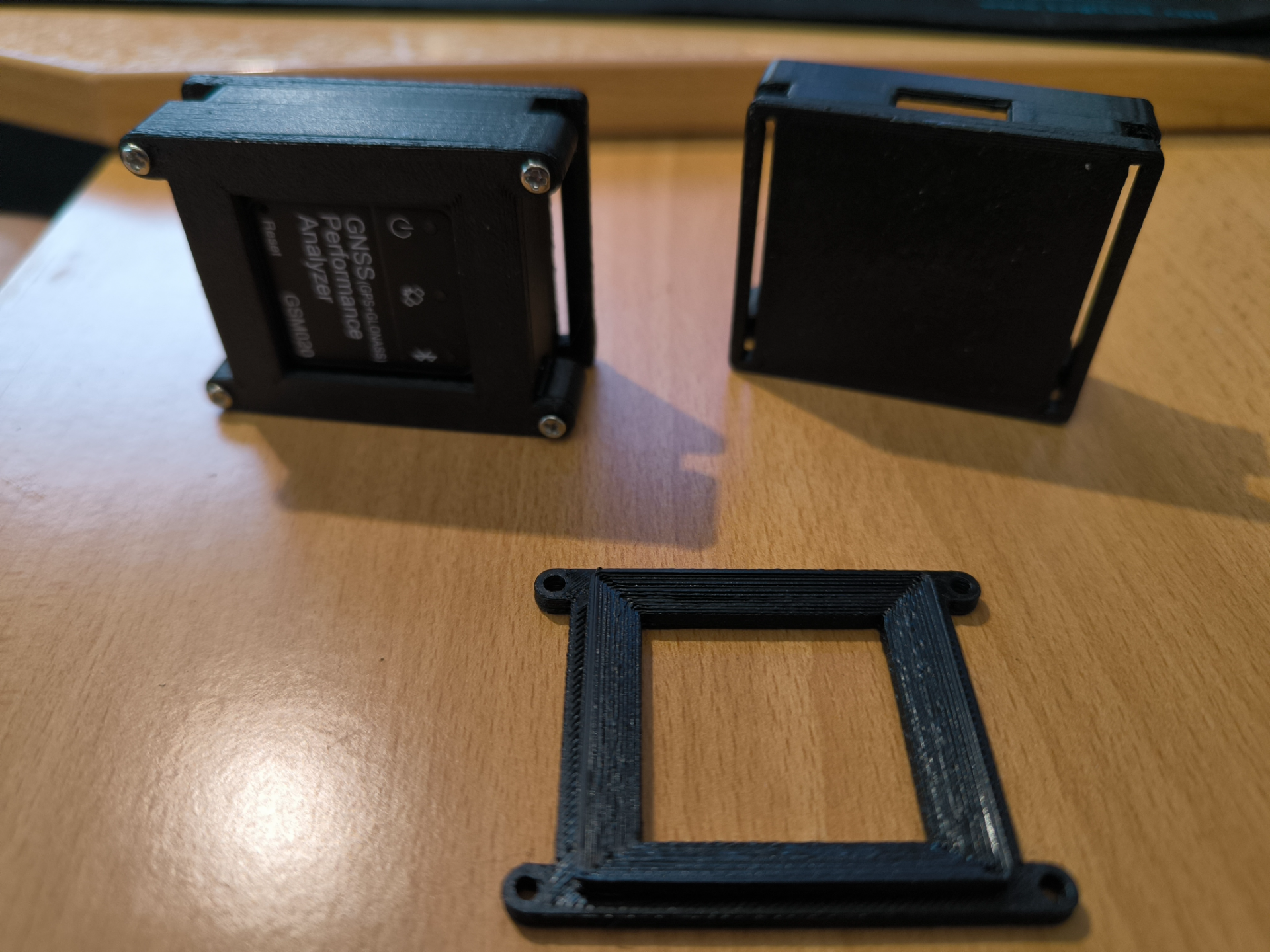 Skyrc Gsm020 Gehäuse mit Halter für Klettband