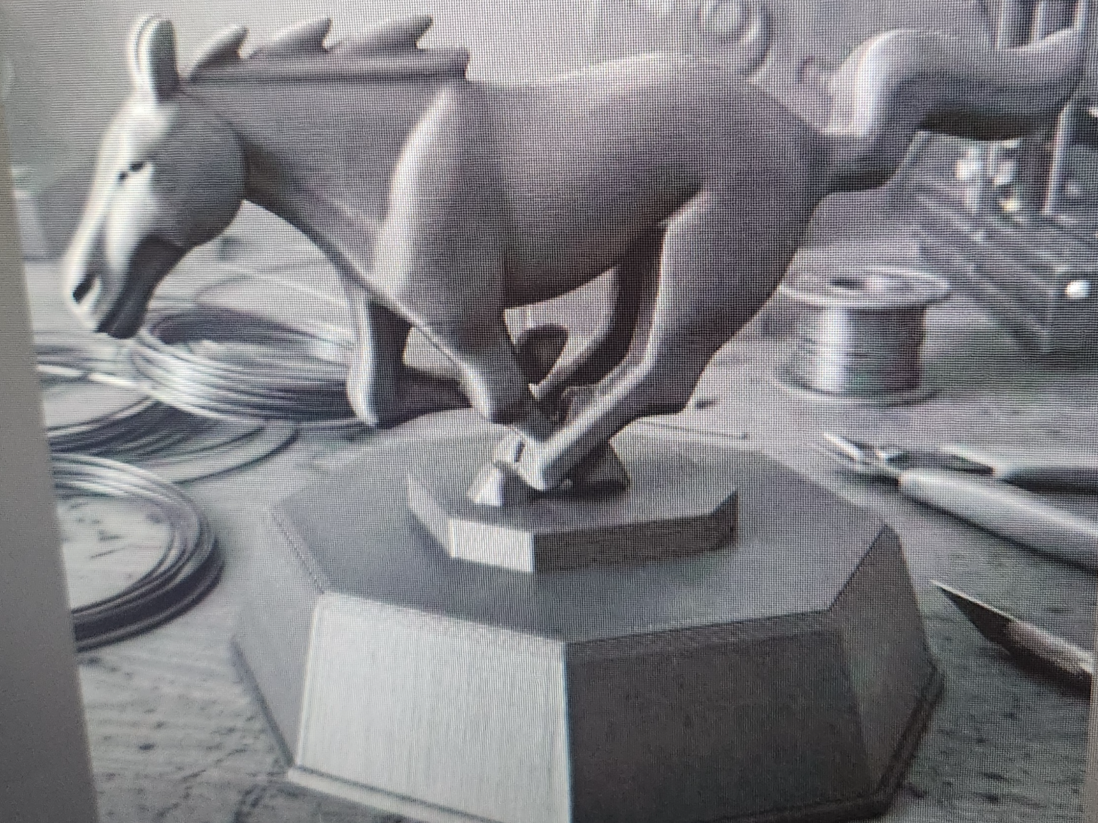 Mustang Logo statue