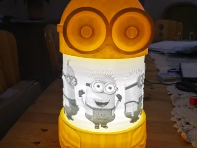 Minion lamp