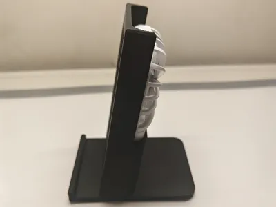 Phone Cooling Stand