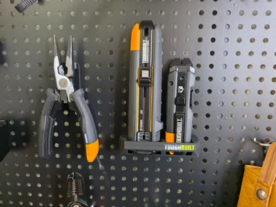 Toughbuilt two-knife round hole pegboard holder (6x16)