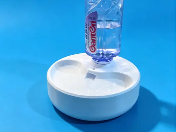 宠物饮水器，小猫饮水器，