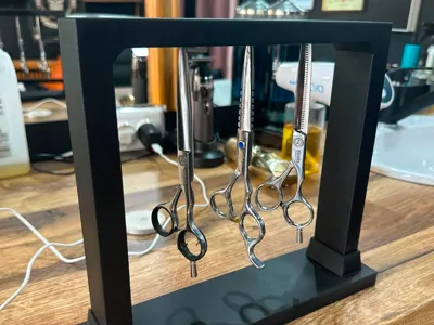 Magnetic scissor holder
