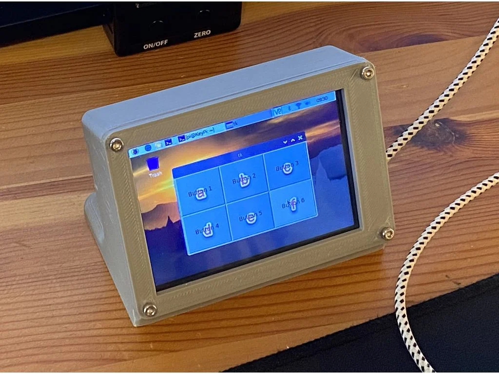Raspberry Pi Zero 2 W 3.5in Screen Enclosure