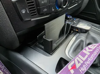 Handyhalter für den Aschenbecher Audi A4 / A5  