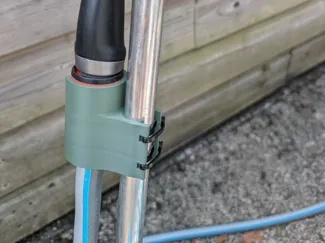 Support de tuyau pour dérouleur Gardena