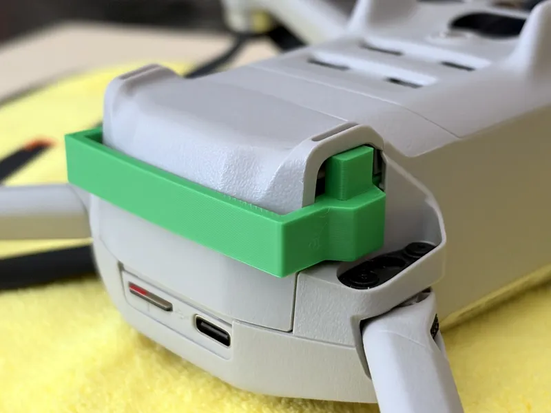 DJI Mini 4 Pro battery repair clip