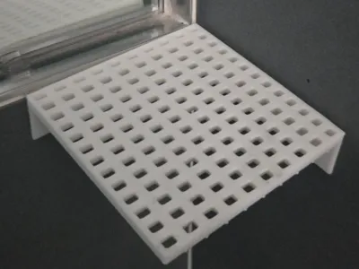 Bathroom Friendly Shelf to hold small objects