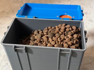 Pet kibble box