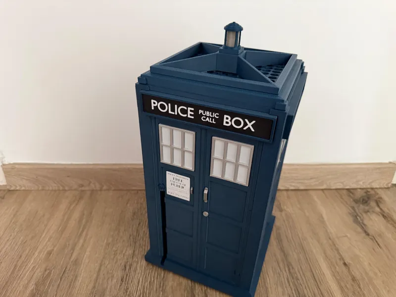 TARDIS Xbox Series X Singleframe Cover