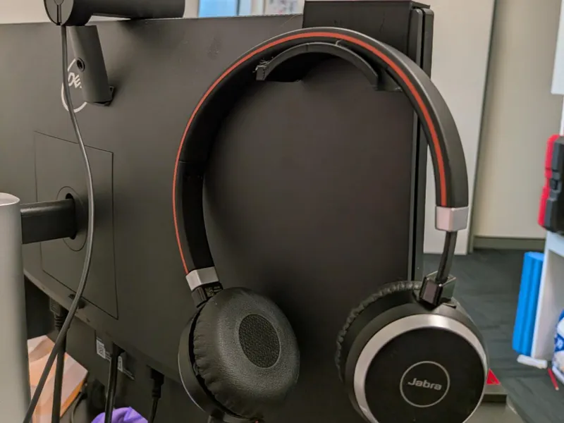 Dell Headphone Mount