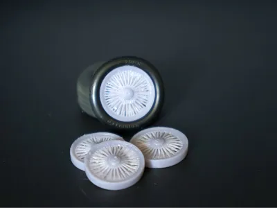 Thin spokes for scale models
