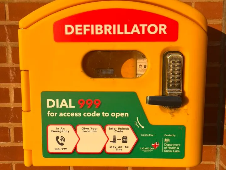 Defibrillator Cabinet