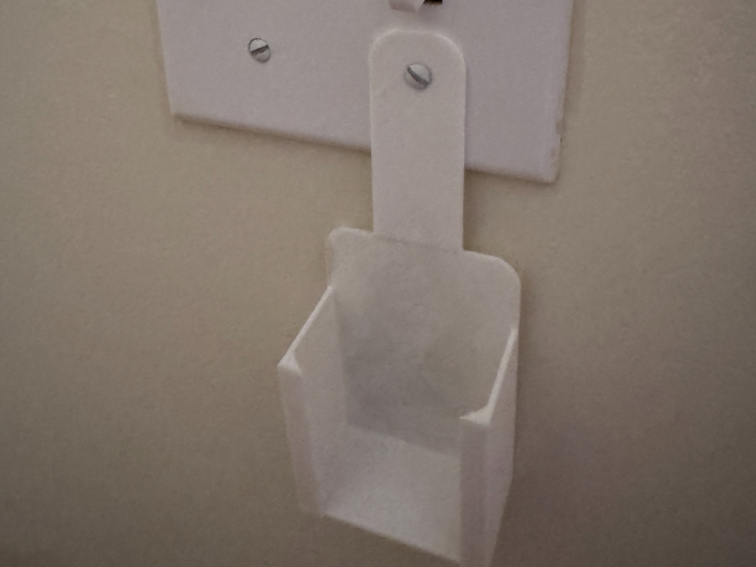 Remote Control Switchplate Hanging Bracket