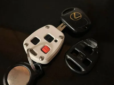 Lexus/Toyota Keyfob Cover (need M3 hardware)