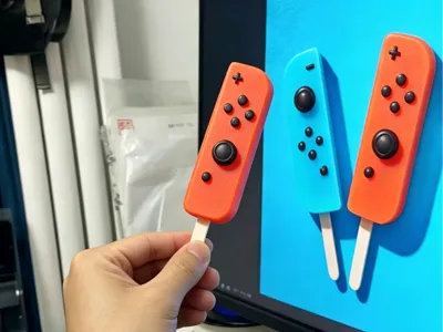 Switch Red and Blue Joy-Con Popsicle Mini Ornament - Red Joy-Con