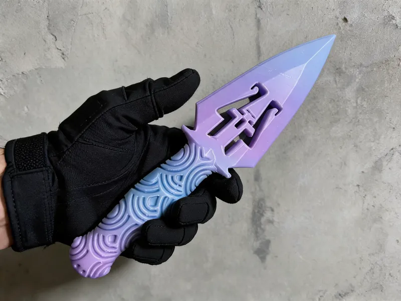 Star Etched Tactical Stabbing Dagger