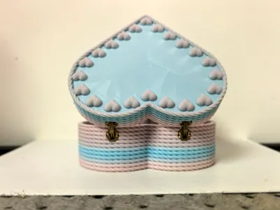 Heart-shaped Jewelry Box