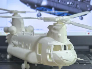 CH-47 Chinook სატრანსპორტო ვერტმფრენის 3D მოდელი thumbnail 1