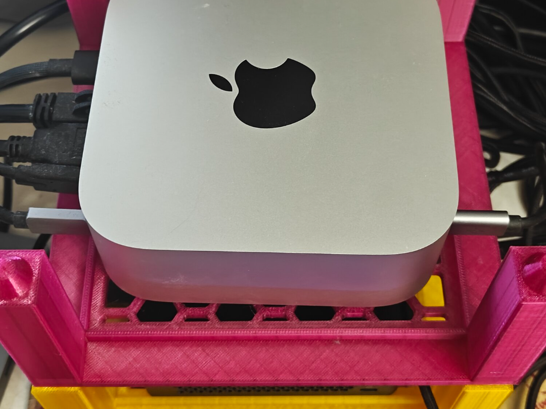Stackable Server Rack (Mini-PC / NUC / SBC)