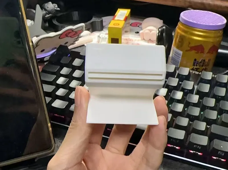 清凉下天 显示器空调装饰