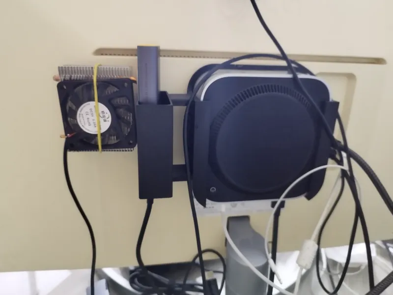 mac mini m4 显示器支架，带硬盘支架