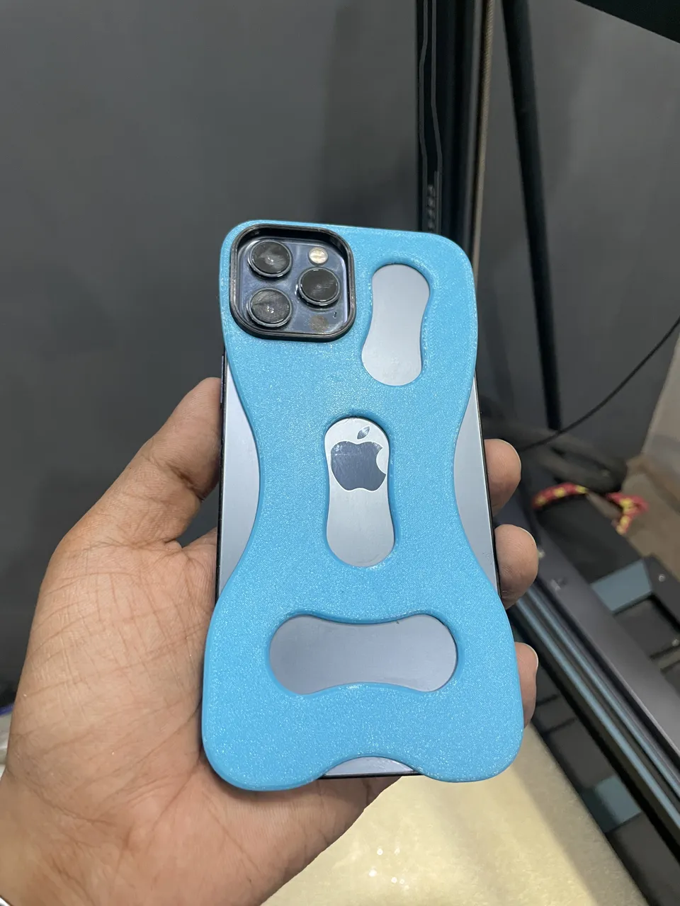 iPhone 12 Pro Max Arc Slot Case view 4