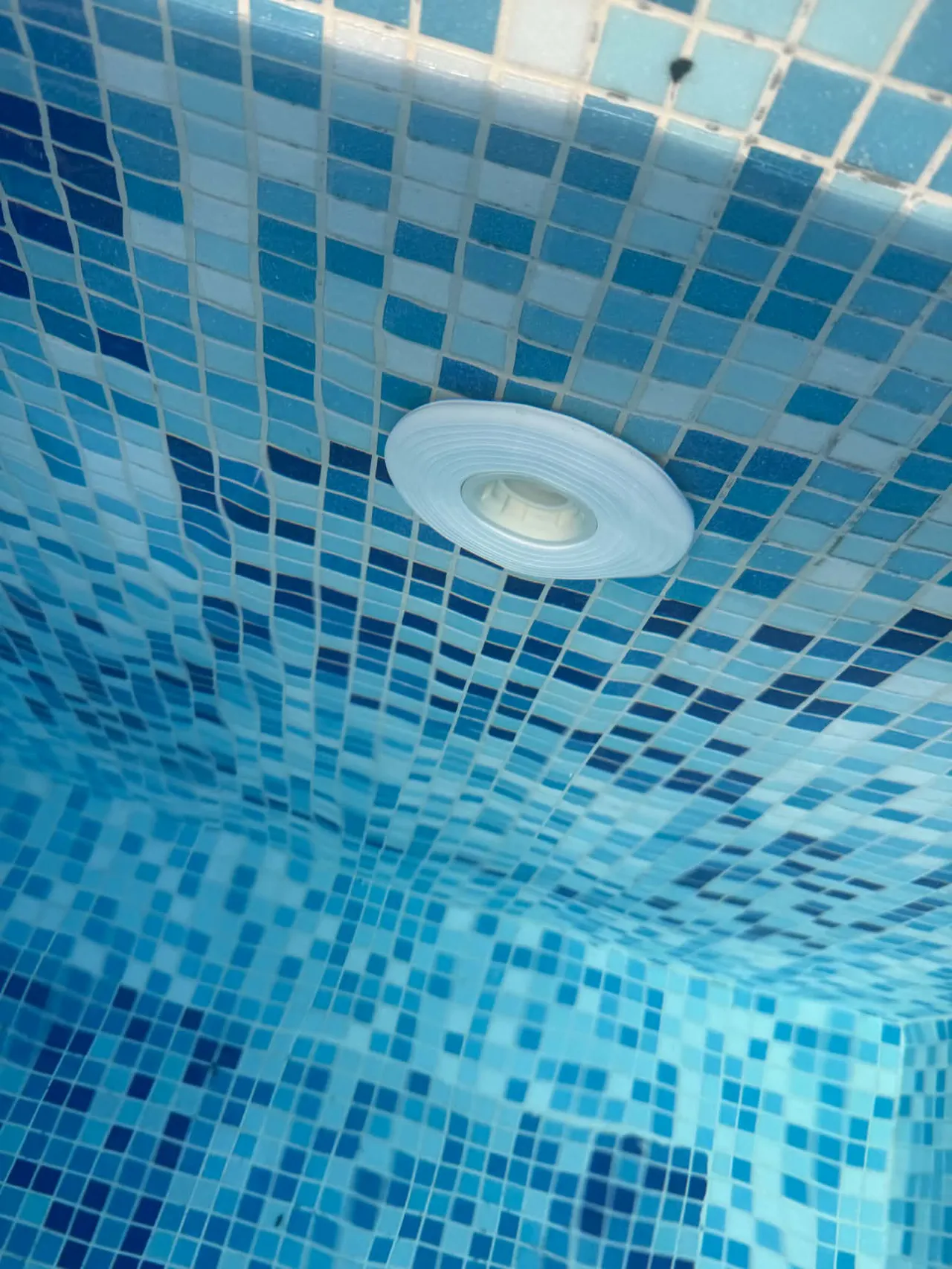 Astral Pool Jet cover view 4