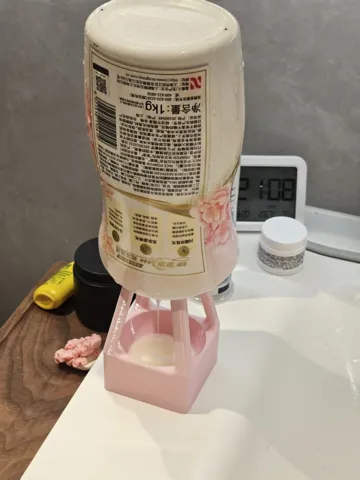 Modelo para impresión 3D: 告别浪费!通用洗护瓶倒置导流架、倒置支架 | 洗发水沐浴露洗洁精余液收集支架 — vista de referencia 3