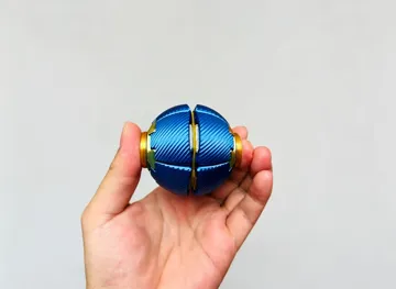 Modelo para impresión 3D: 按压旋转解压球(斜闪纹纹版) — vista de referencia 3