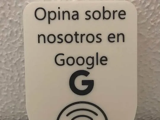 Letrero o emblema decorativo: Google Review NFC Sign – Reseñas de Google. Referencia del modelo original.