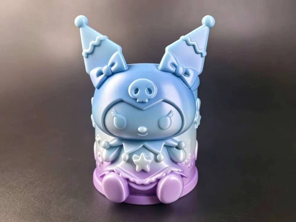 Modelo para impresión 3D: 酷洛米笔筒 Kuromi. Referencia del modelo original.