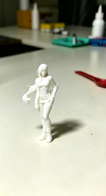 Modelo para impresión 3D: 最终幻想-蒂法 — vista de referencia 4