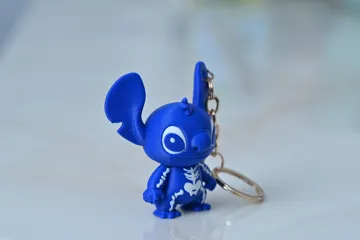 Modelo para impresión 3D: 骷髅史迪奇钥匙扣 — vista de referencia 5