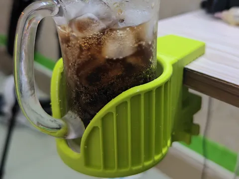 Modelo para impresión 3D: 桌面杯架 — referencia de MakerWorld