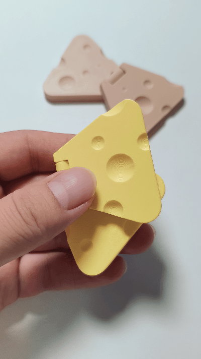 奶酪解压翻转推牌 3D model