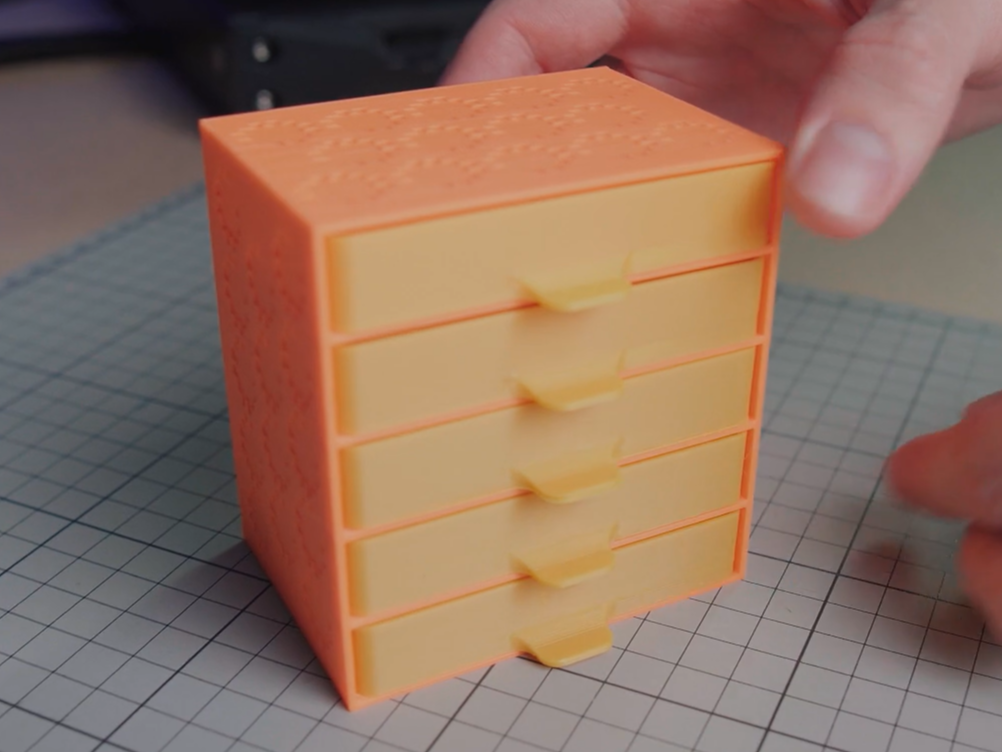 Drawer Organizer 3D model by MakerHero
