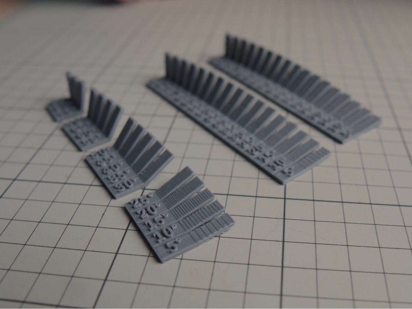 Angled Bracket 3D model by MakerHero