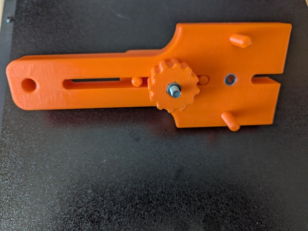 Gabarit tourillons ajustable / Doweling jig 3D model by Lolo