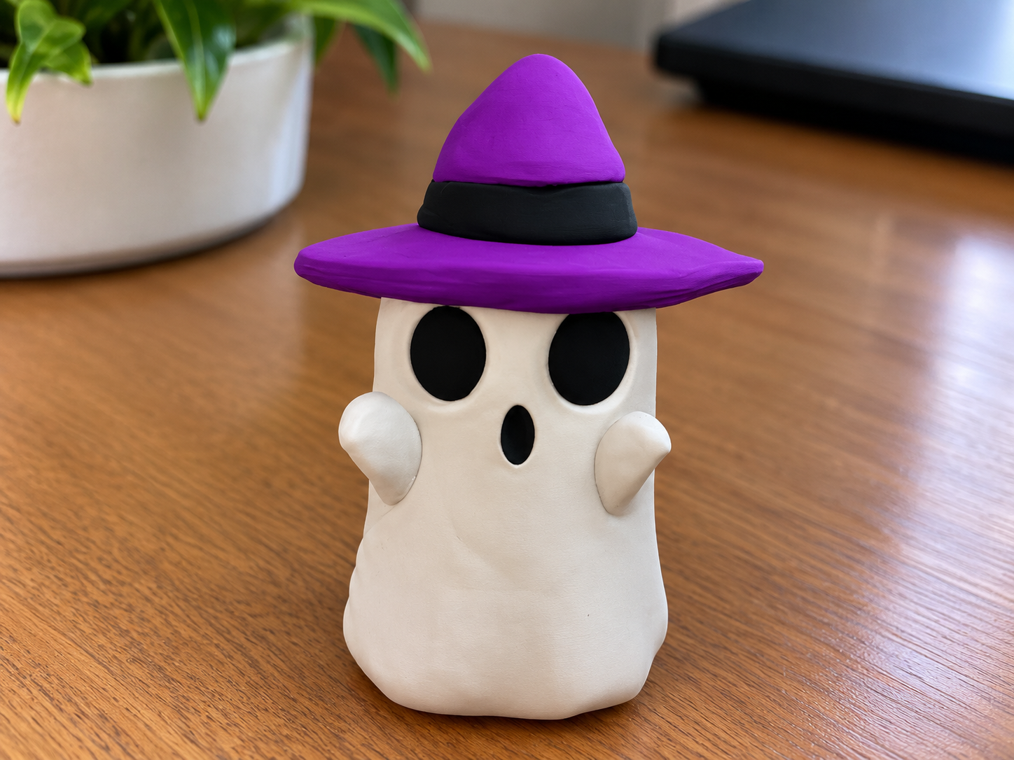 small ghost with a hat 3D model