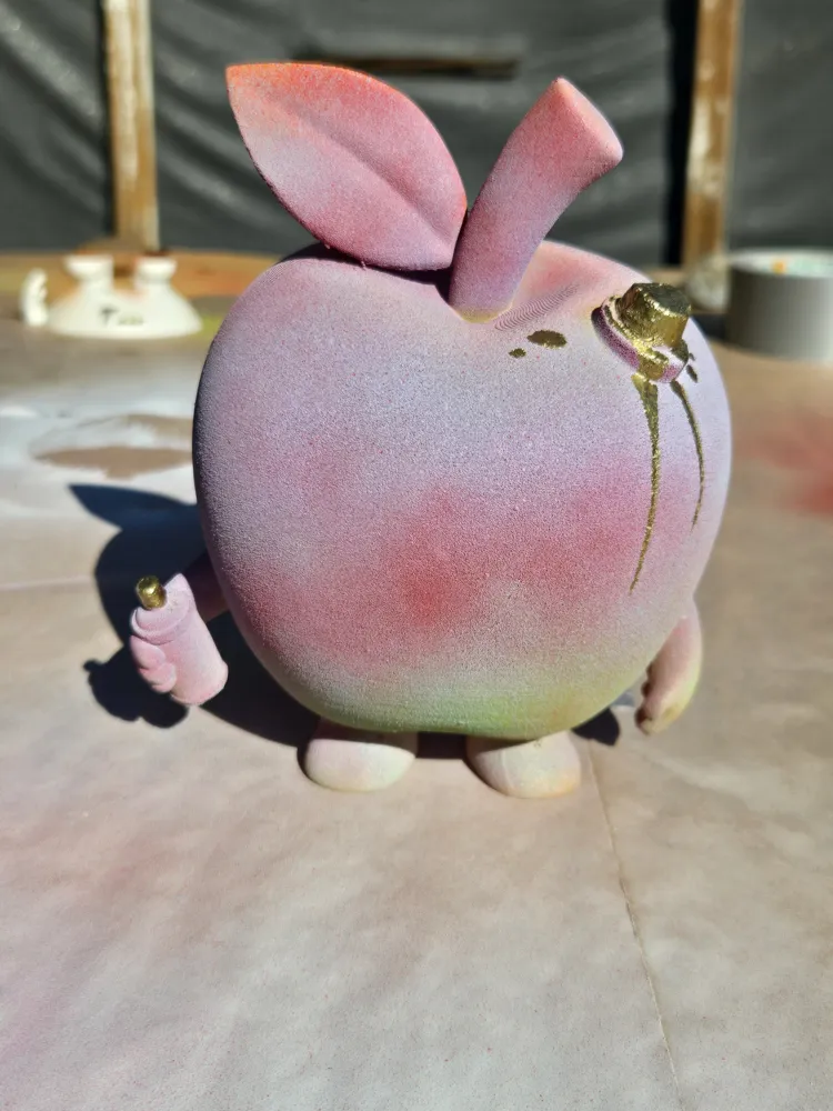 Graffiti Apple Figure - Free 3D Print Model - MakerWorld