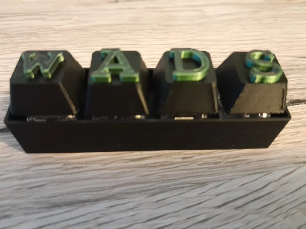 Clavier à clics - Modèle d'Impression 3D Gratuit - MakerWorld