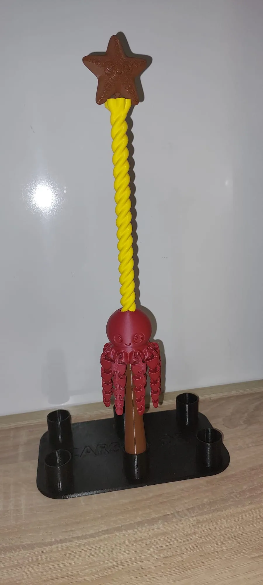 Soporte de Pulpo Giratorio - Modelo de impresión 3D gratuito - MakerWorld