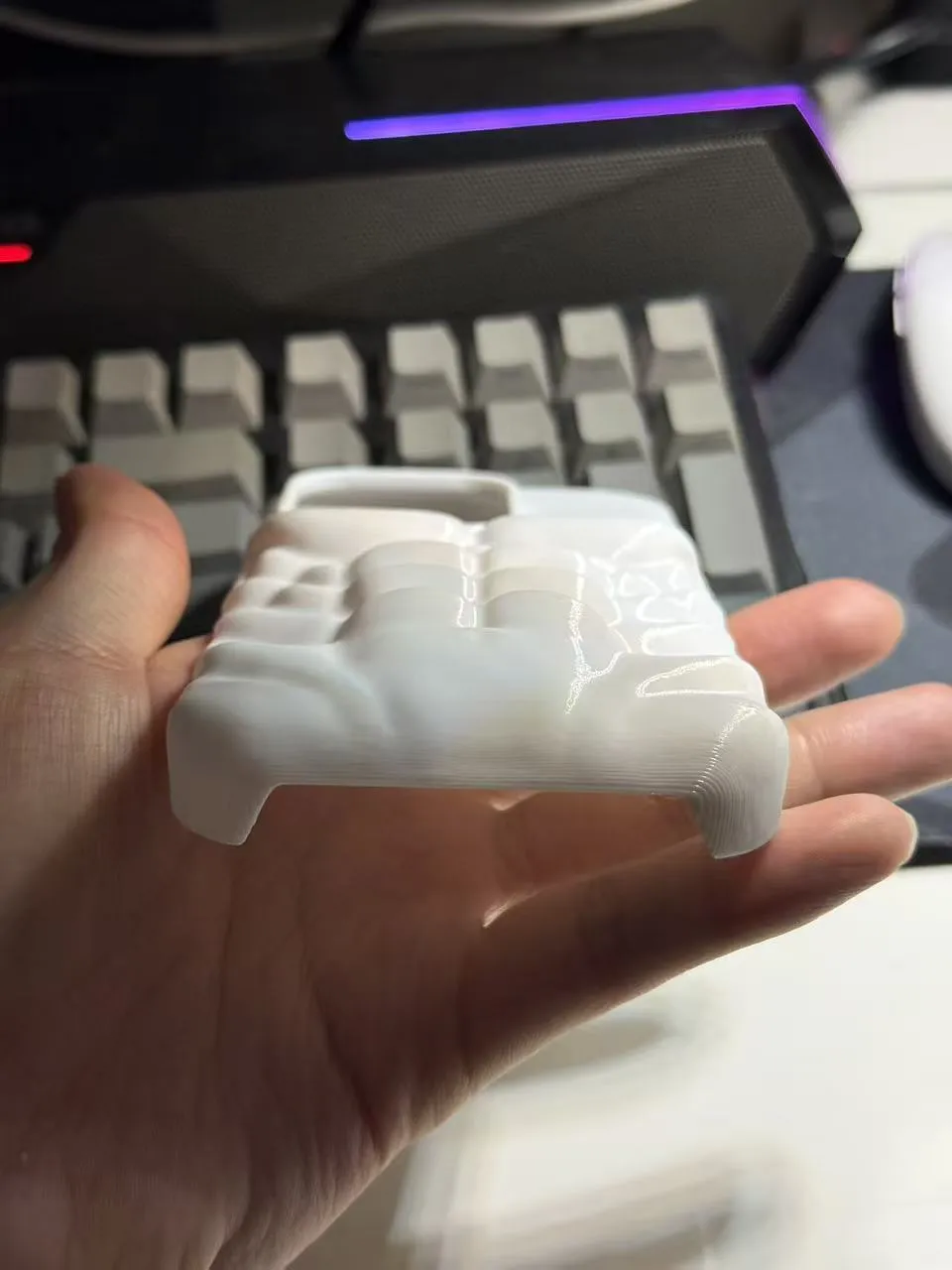 Ab muscle phone case - Free 3D Print Model - MakerWorld