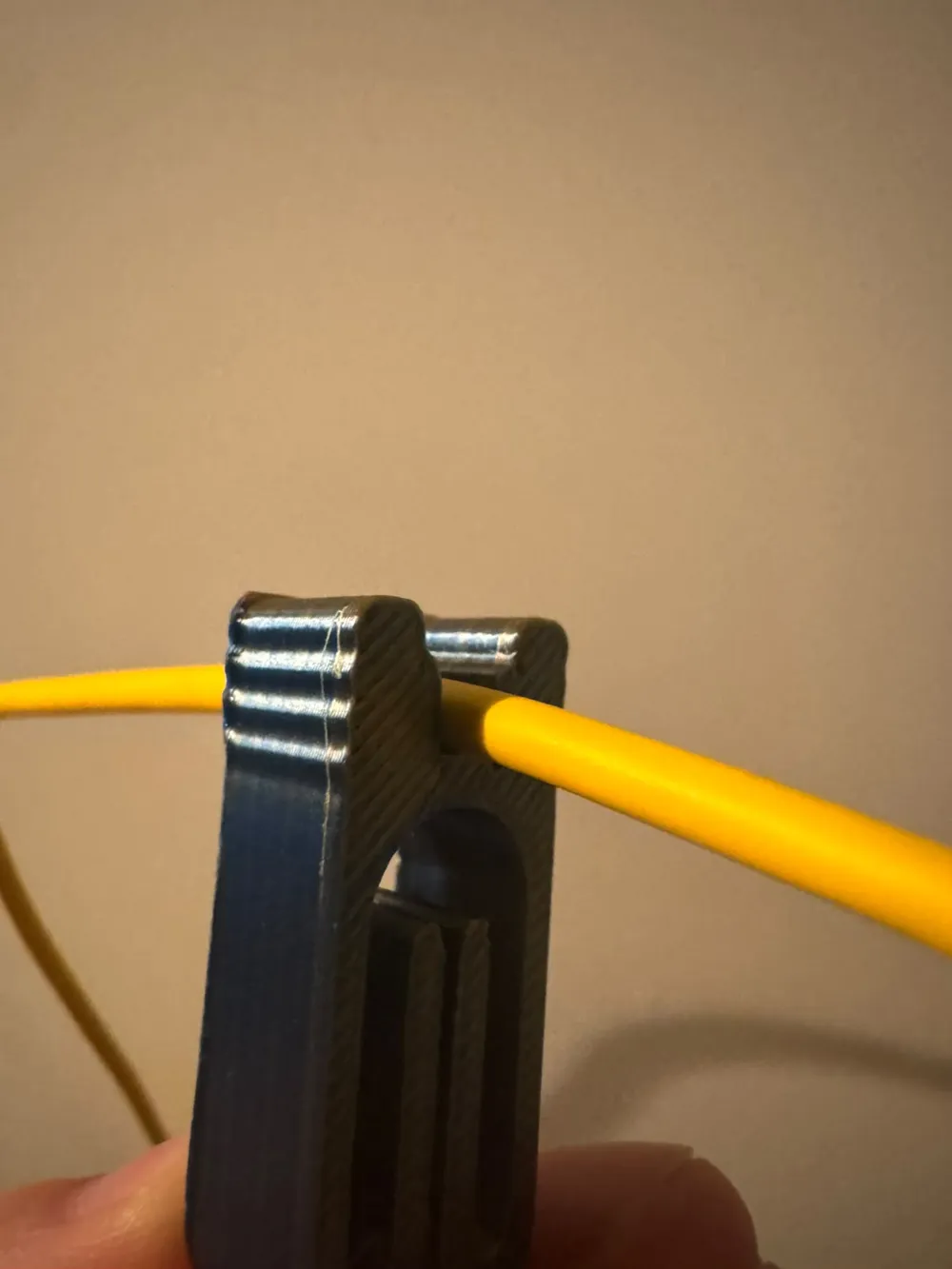 wire clamp for clothes - Free 3D Print Model - MakerWorld